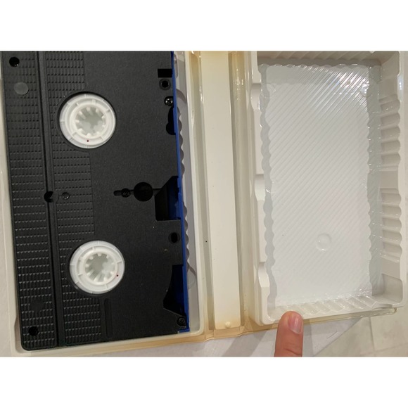 Walt Disney’s Cinderella II 2 Dreams Come True (VHS, 2002) - Picture 6 of 7